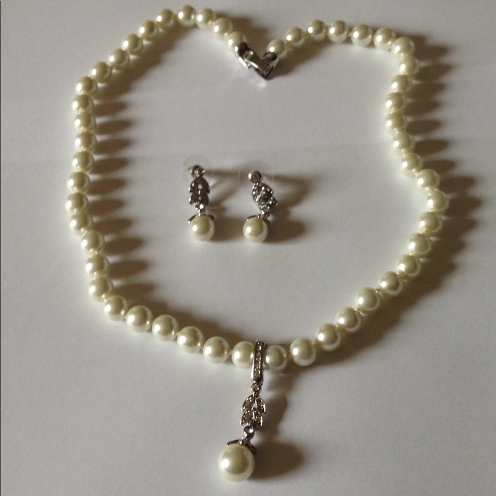 Gorgeous bridal set